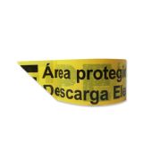 Fita com texto "APE - Área Protegida Contra a Descarga Electrostática